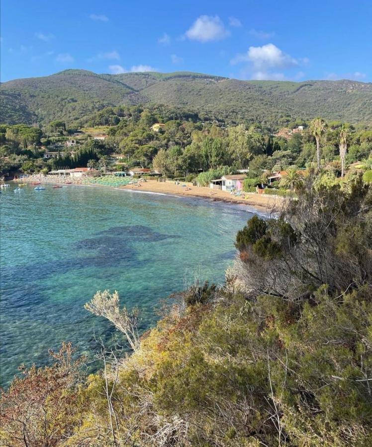 Casina Mare Sulla Spiaggia Capoliveri  Exterior foto